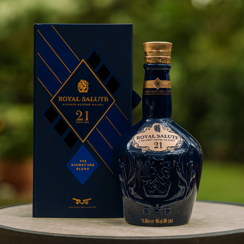 Chivas royal salute 21 years blended scotch whiskey with Gift box, 700ml